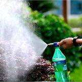 GuNi-Mini Juice Cola Bottles Interface Plastic Trolley Water Gun Sprayer Garden Tool