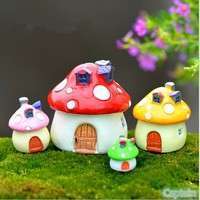 Dcc5-Cute Mushroom House Resin Figurine Craft Plant Pot Fairy Story Decor Garden Ornament